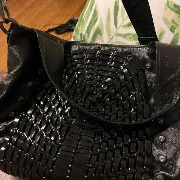 Ferragamo leather bag black luxury soft weaved - Picture 5 of 15